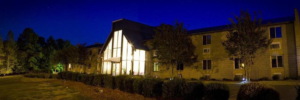 Carolina Pine Inn Near Southern Pines-Pinehurst Pinebluff Exterior foto